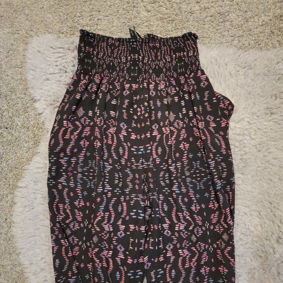 Joggers - Picture 2 of 2